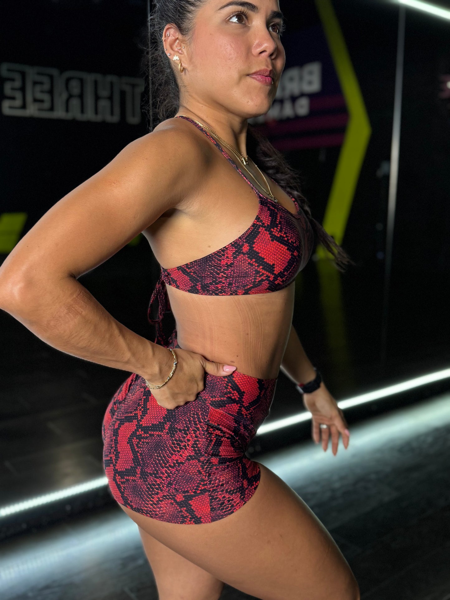 Diva Red Snake